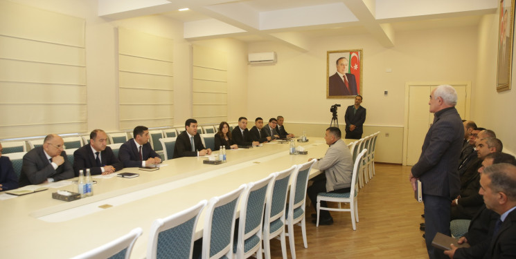 Xaçmaz Rayon İcra Hakimiyyətinin başçısı Elnur Rzayev vətəndaşları qəbul edib